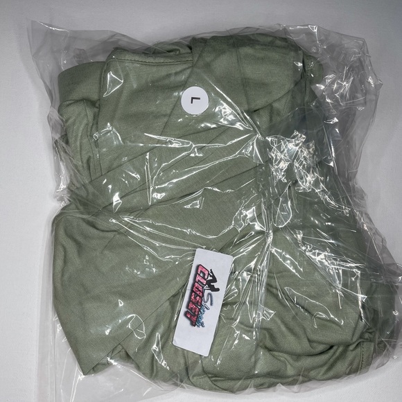 Keep It Cute 2 Piece Set - Picture 5 of 5